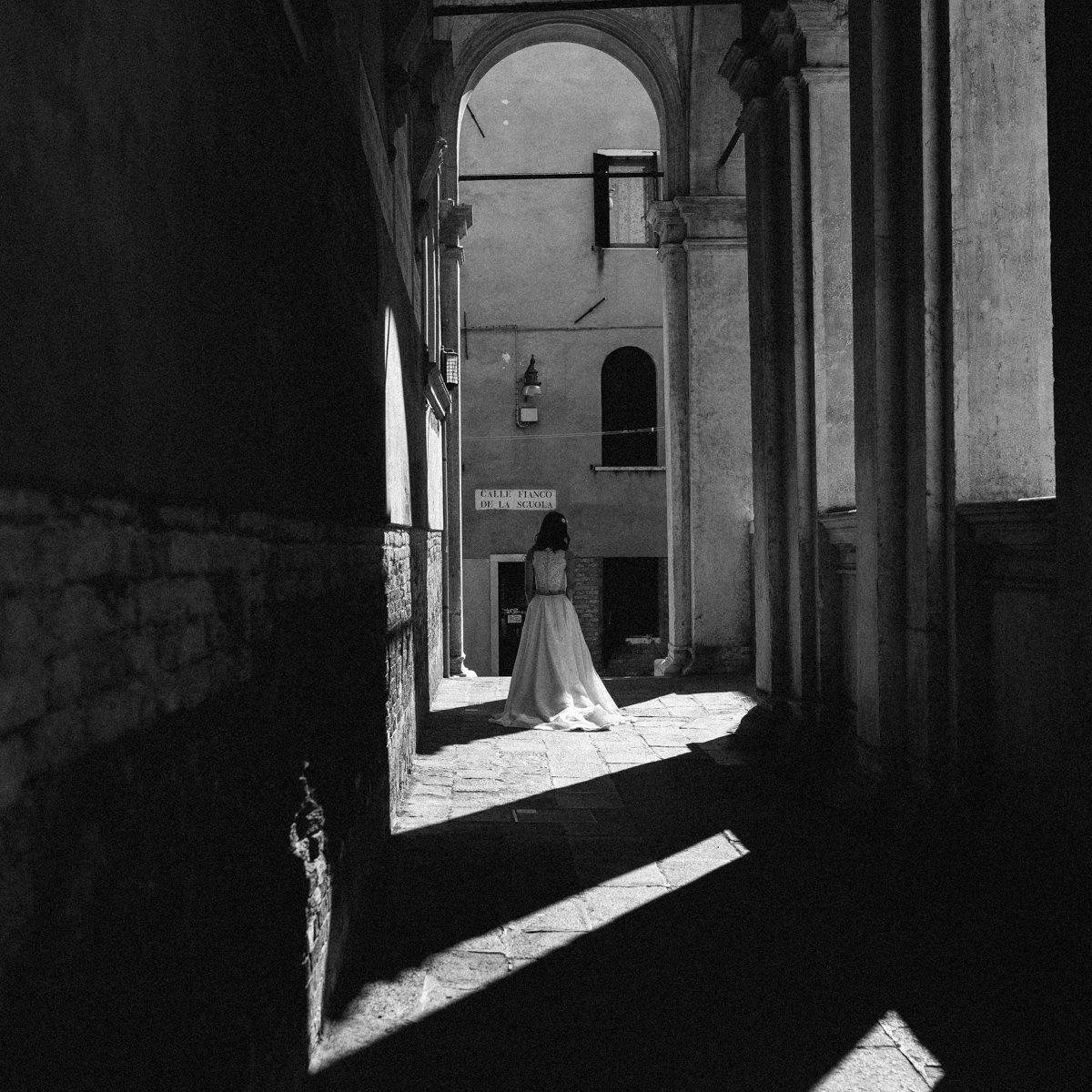 Destination wedding photographer in Venice. Italian Destination Wedding photographer in laguna