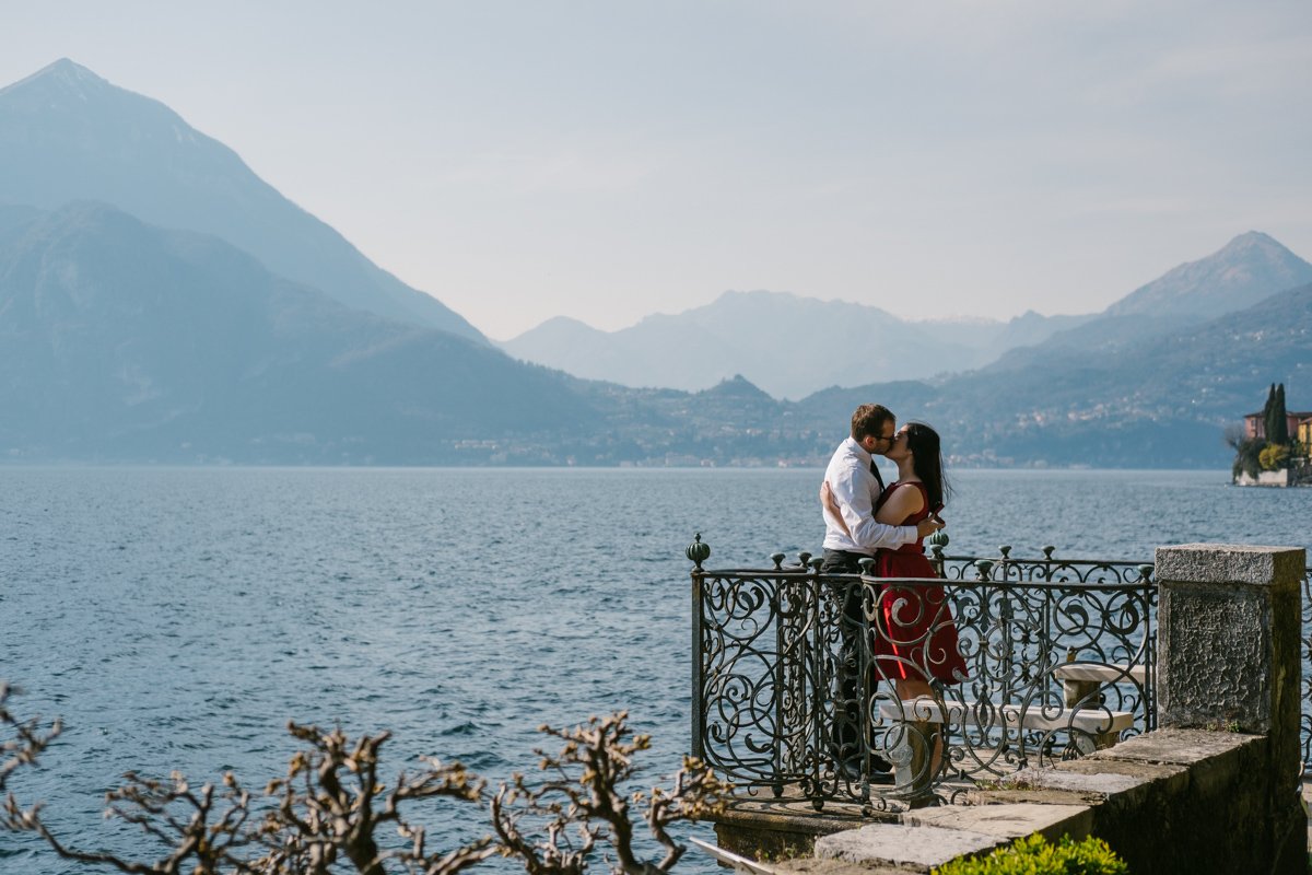 Wedding proposal lake como italy. Engagement shoot